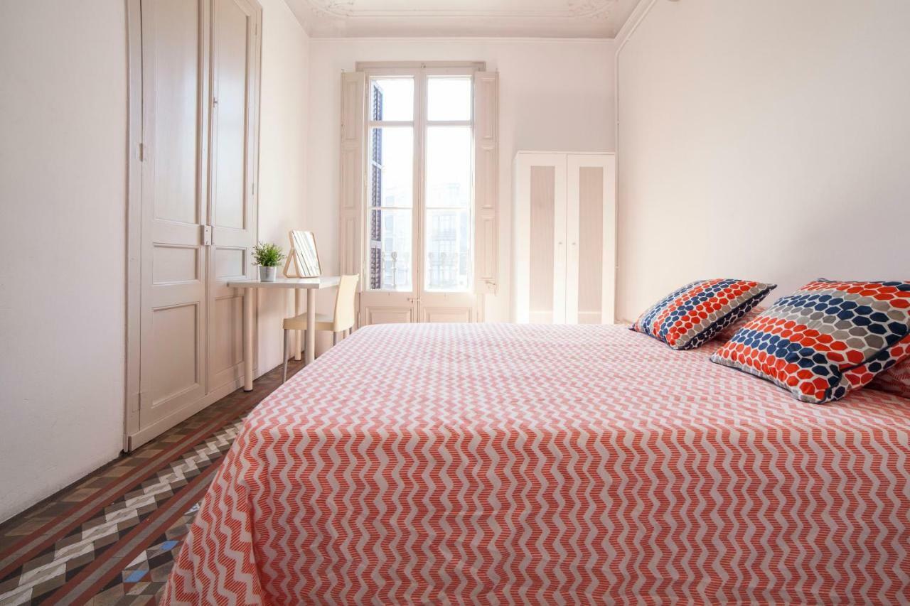 B21-Apartamento Modernista Para Grupos Barcelona Eksteriør bilde